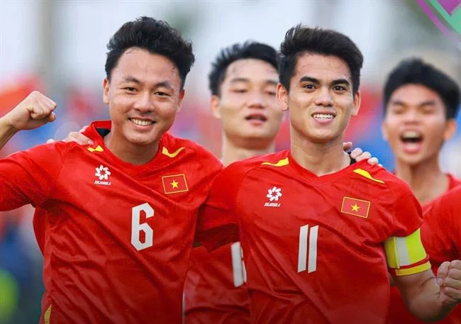 Hình ảnh minh họa cập nhật chính sách và tính minh bạch